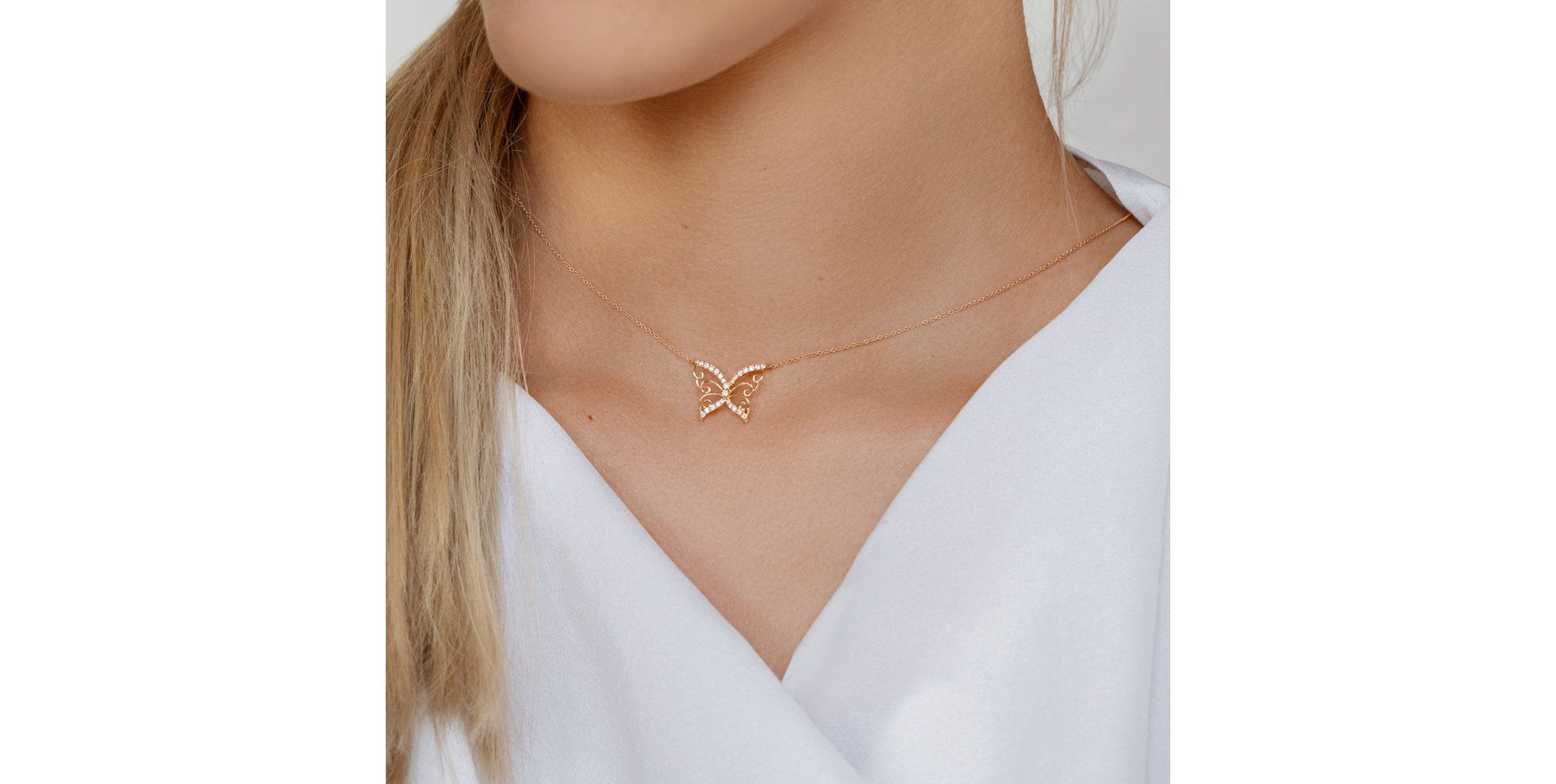 Náhrdelník s diamanty Butterfly