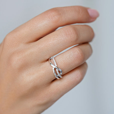 Prsten s černými diamanty Elegant Twist