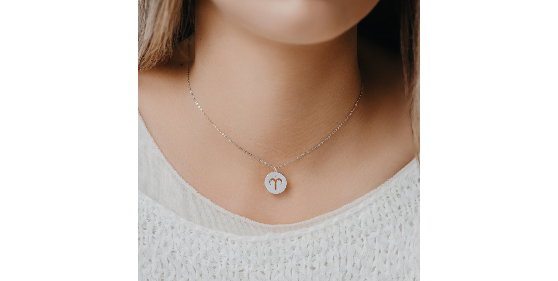 Náhrdelník s diamantem Virgo
