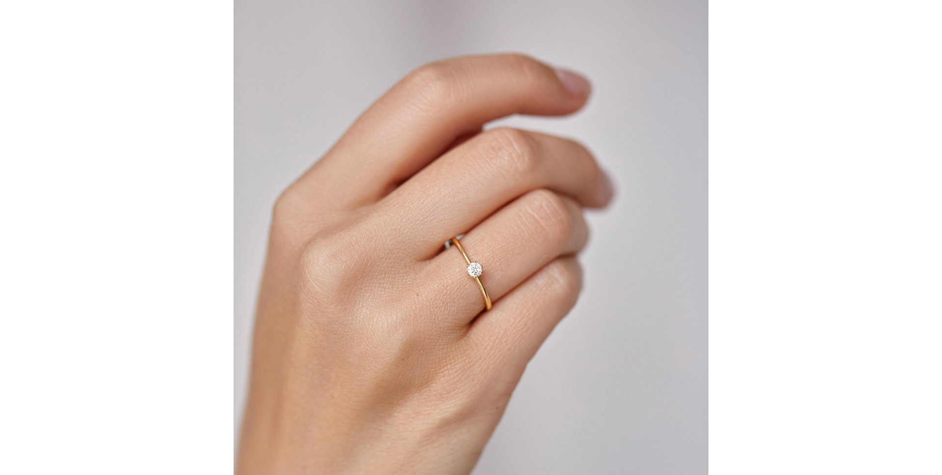 Prsten s diamantem Flowering Love