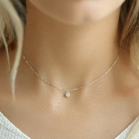 Náhrdelník s diamantem Love Circle