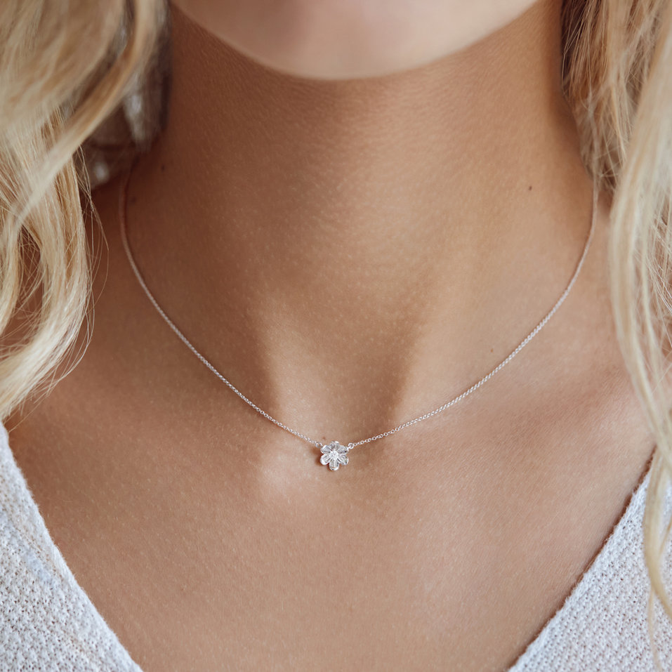 Náhrdelník s diamantem Shiny Blossom