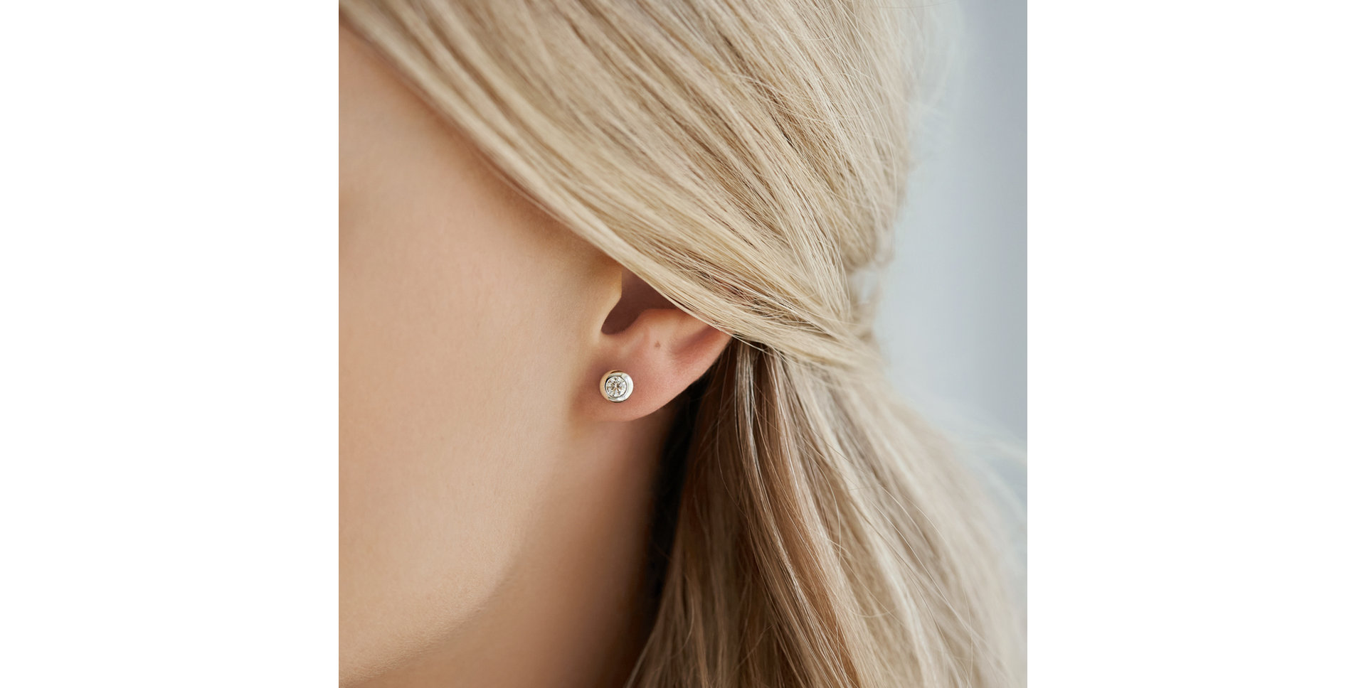 Náušnice s diamantem Glittering Dot