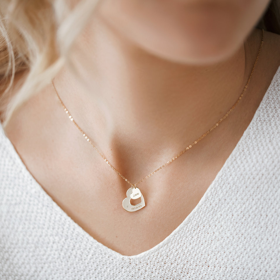 Náhrdelník s diamantem Love Forever