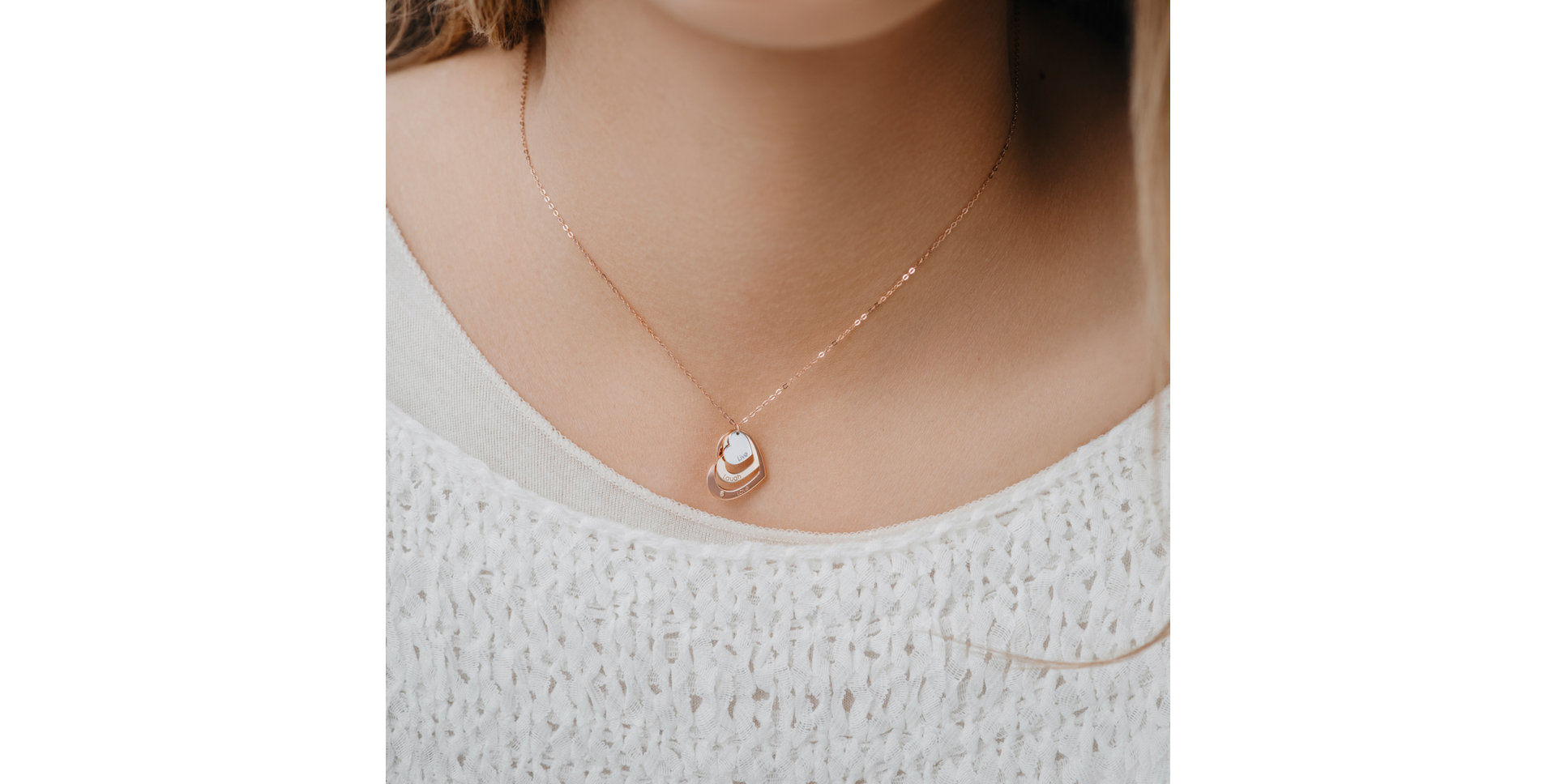 Náhrdelník s diamantem Live Laugh Love