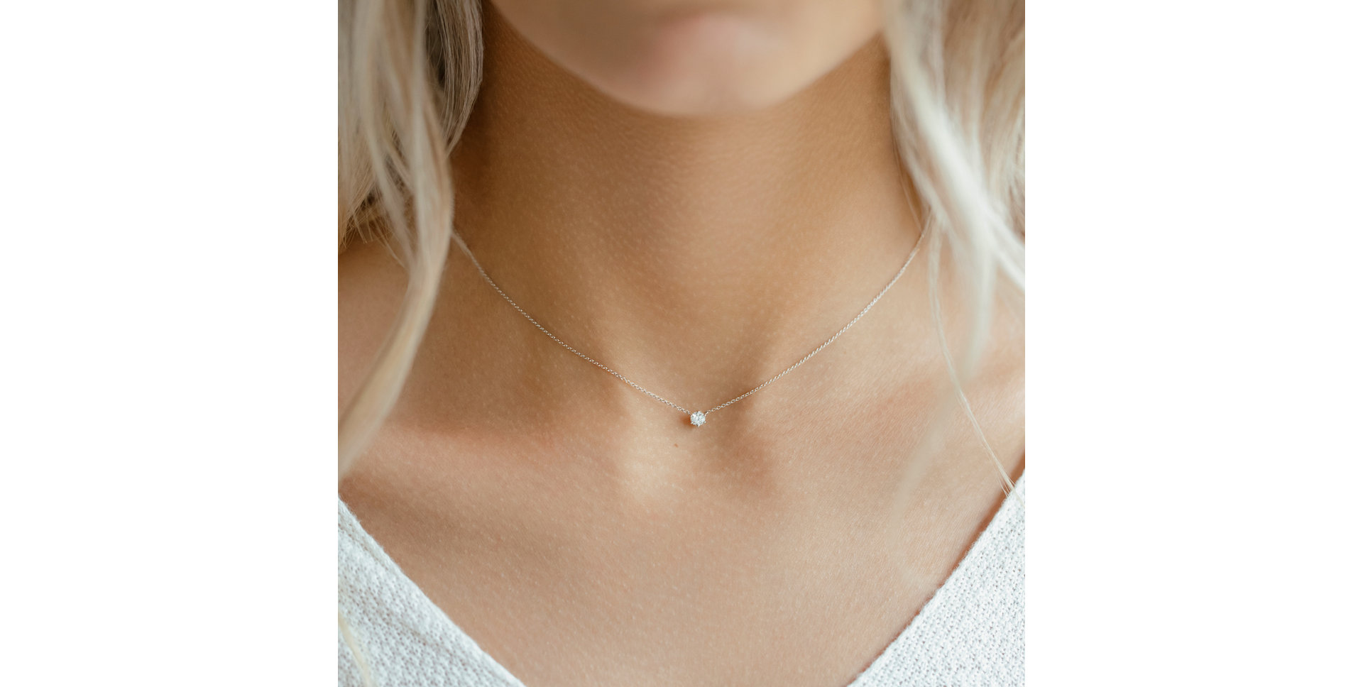Náhrdelník s diamantem Essential Shine