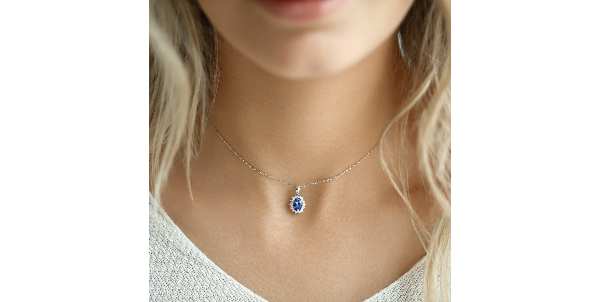 Přívěsek s diamanty a smaragdem Princess