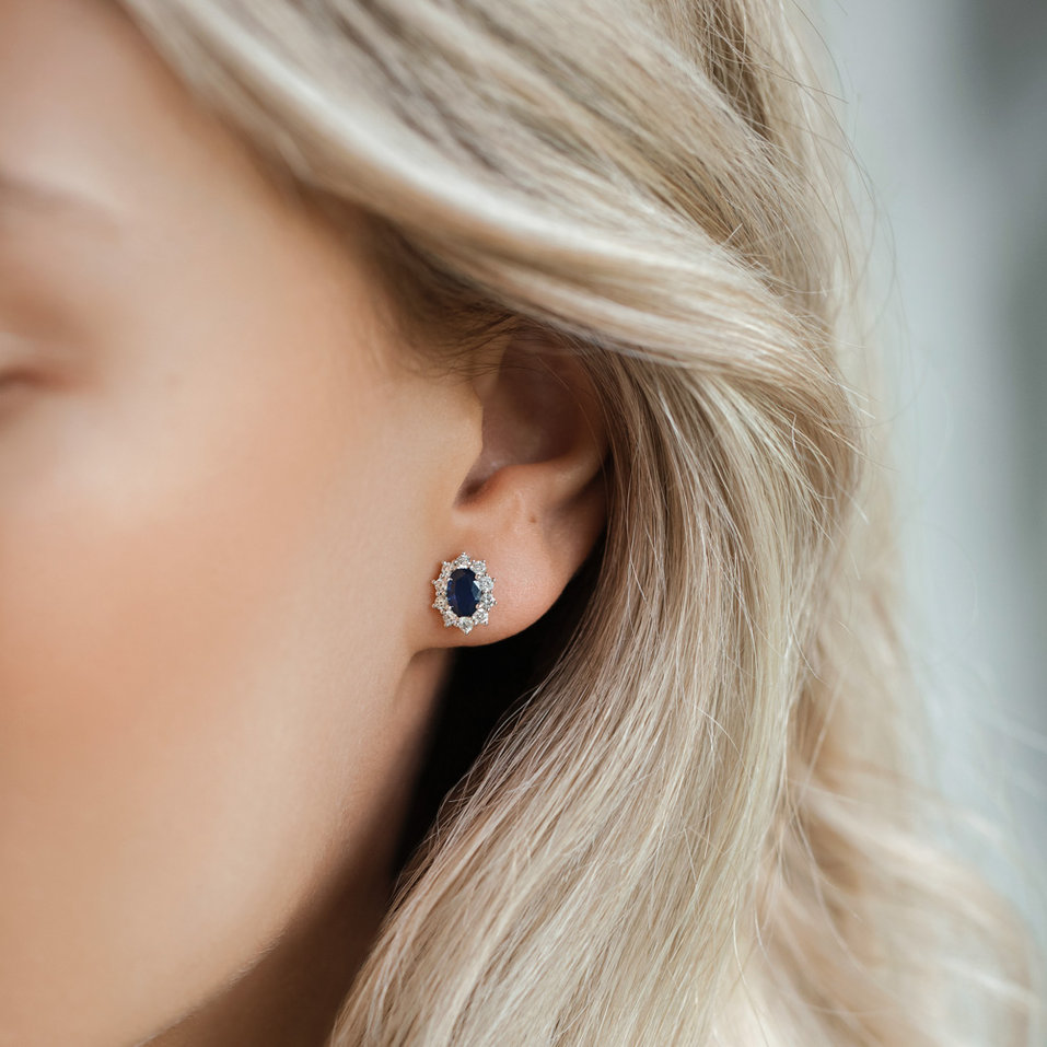 Náušnice s diamanty a safírem Princess