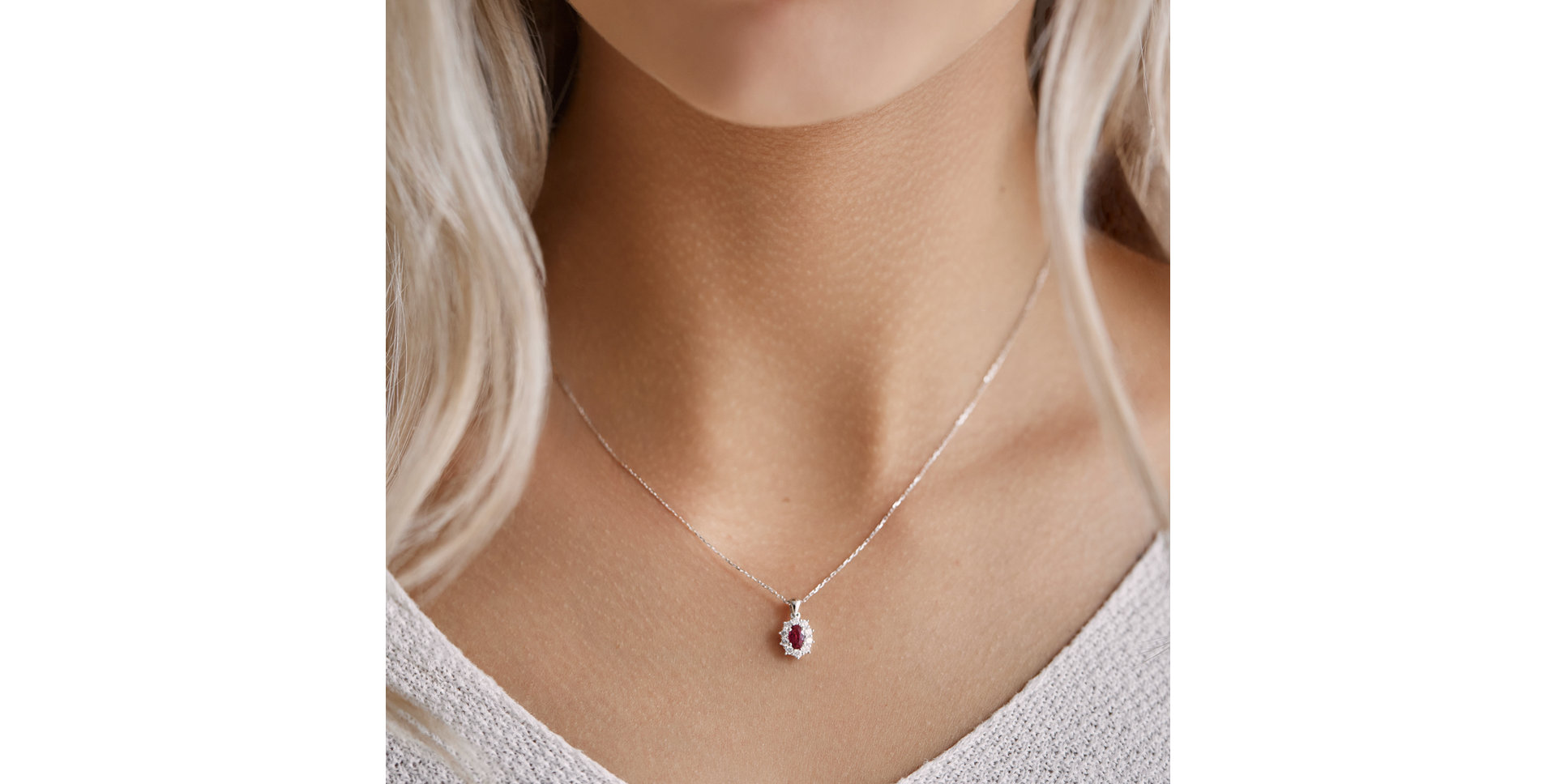 Přívěsek s rubínem a diamanty Princess