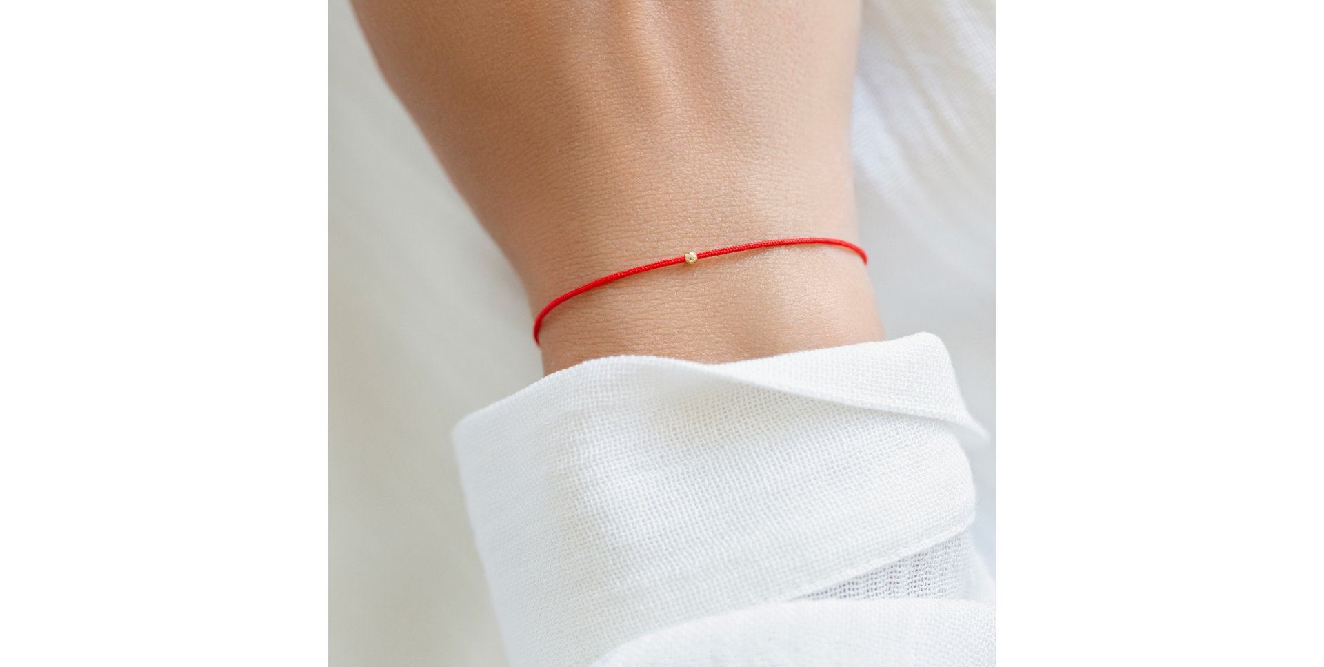 Dámský náramek se šňůrkou Shamballa