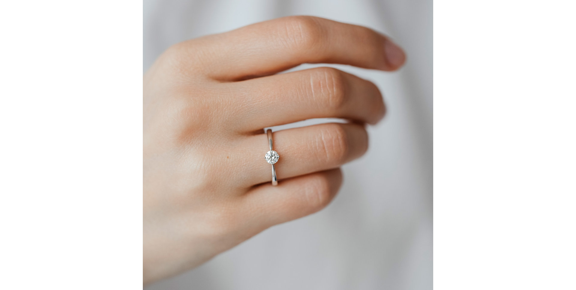 Prsten s diamantem Made with Love