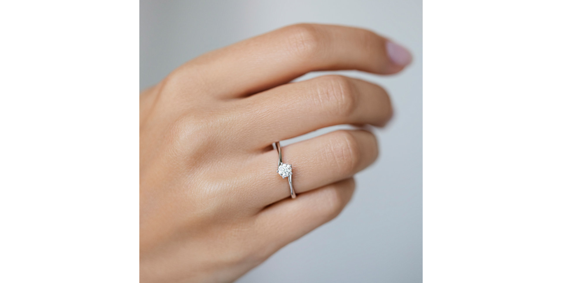 Prsten s diamantem Vivid Love