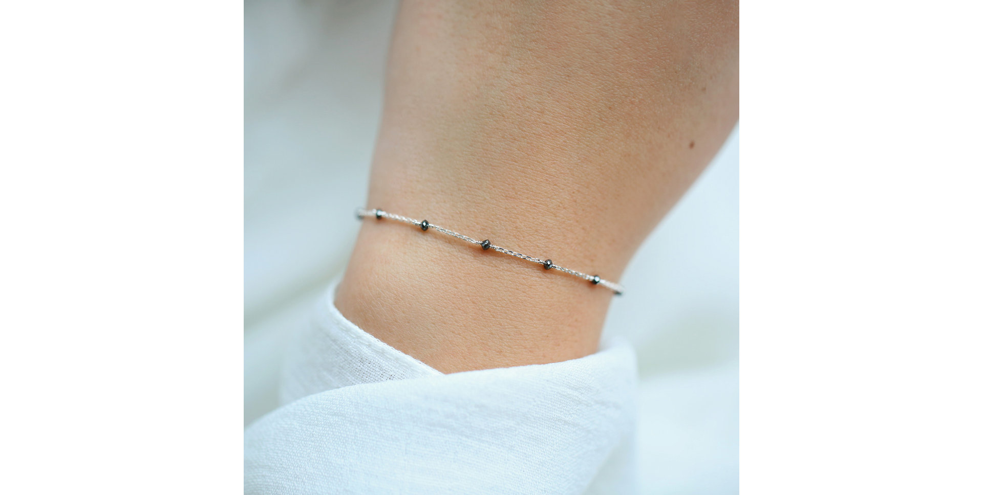 Náramek s černými diamanty Dark Melody