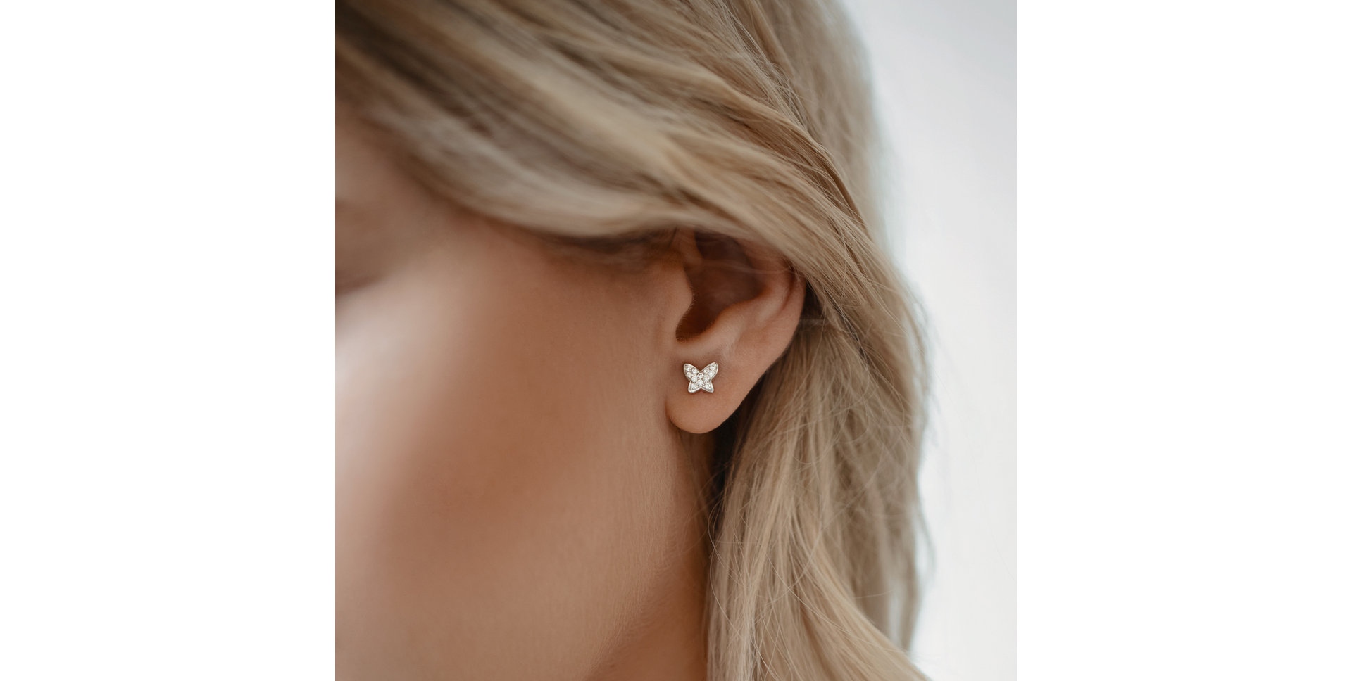 Náušnice s hnědými diamanty Amazing Butterfly