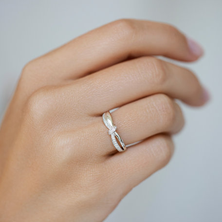 Prsten s diamanty Essential Ribbon