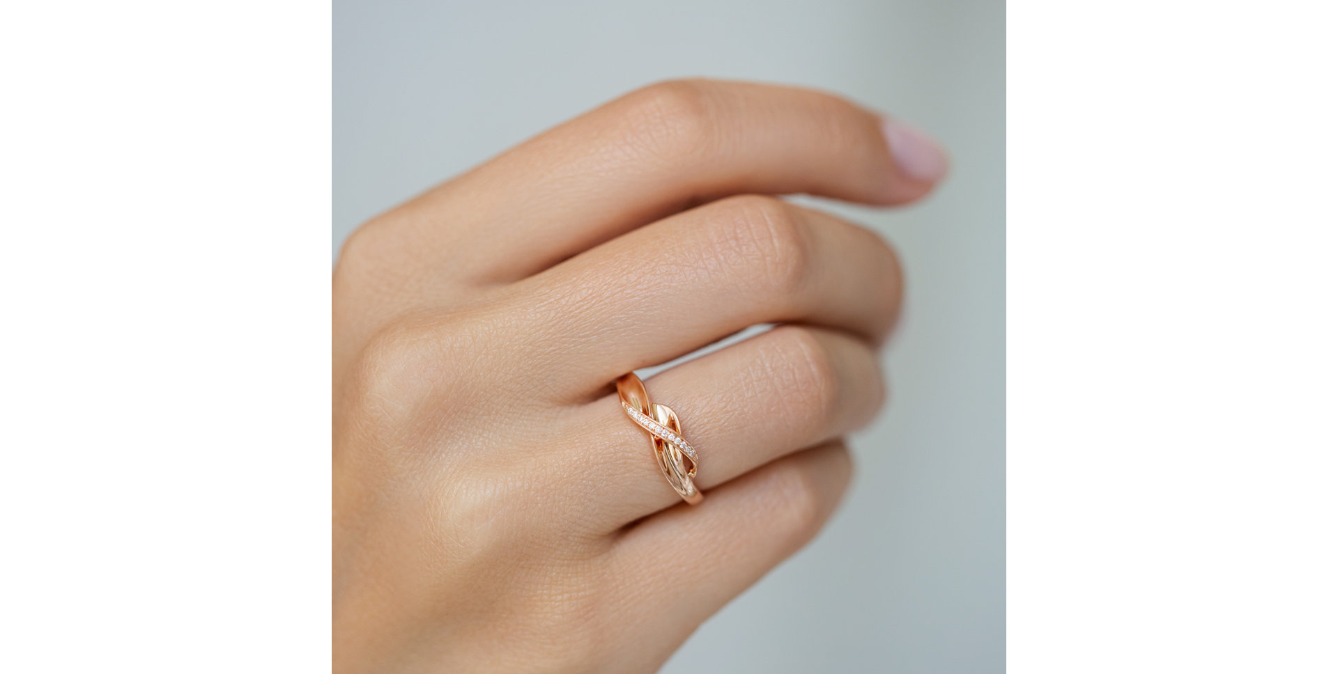 Prsten s diamanty Twisted Elegance