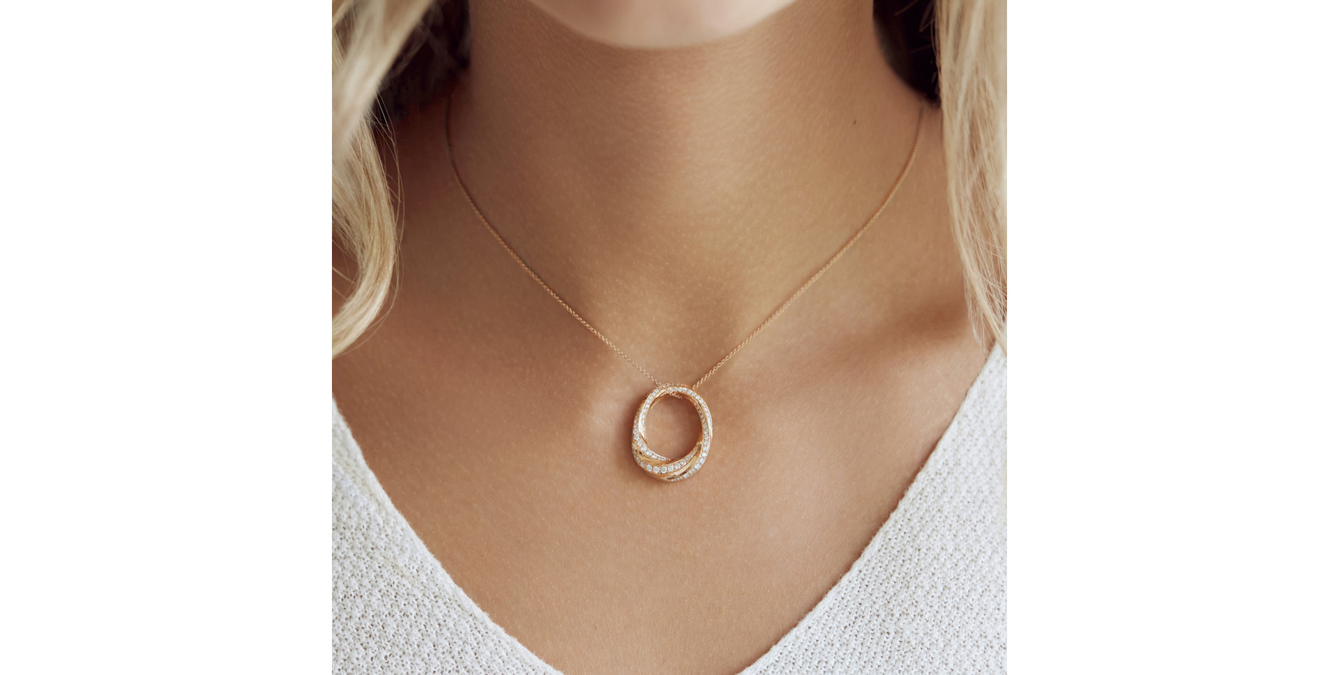 Přívěsek s diamanty Endless Story