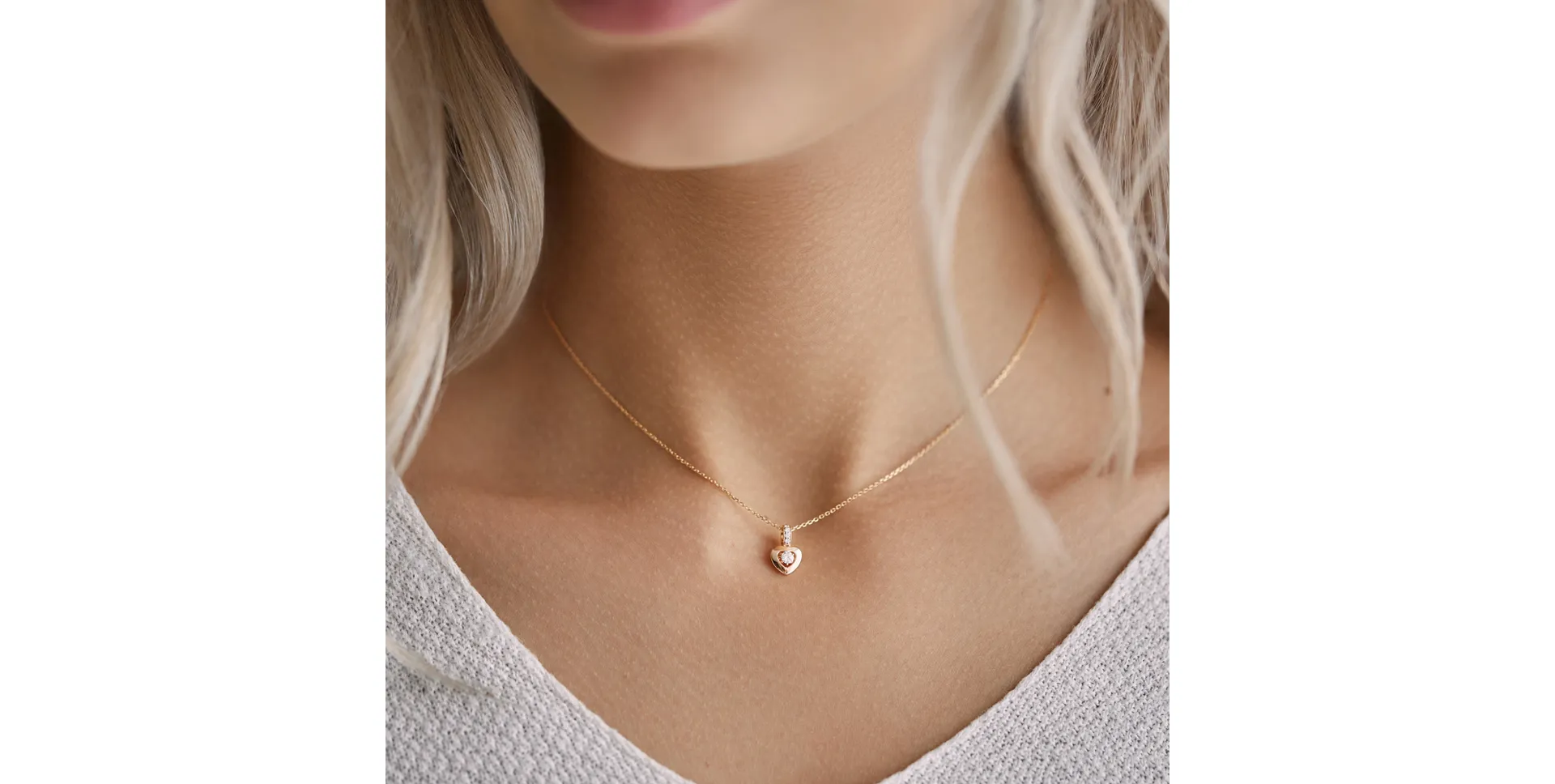 Přívěsek s diamanty Petite Heart