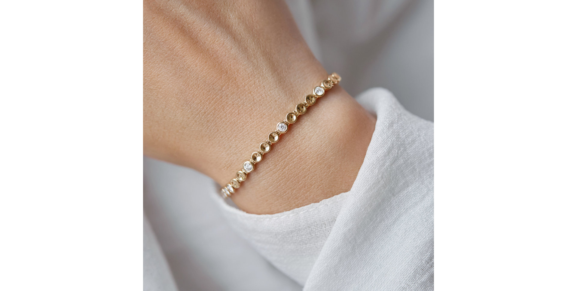 Náramek s hnědými diamanty Essential Brilliance