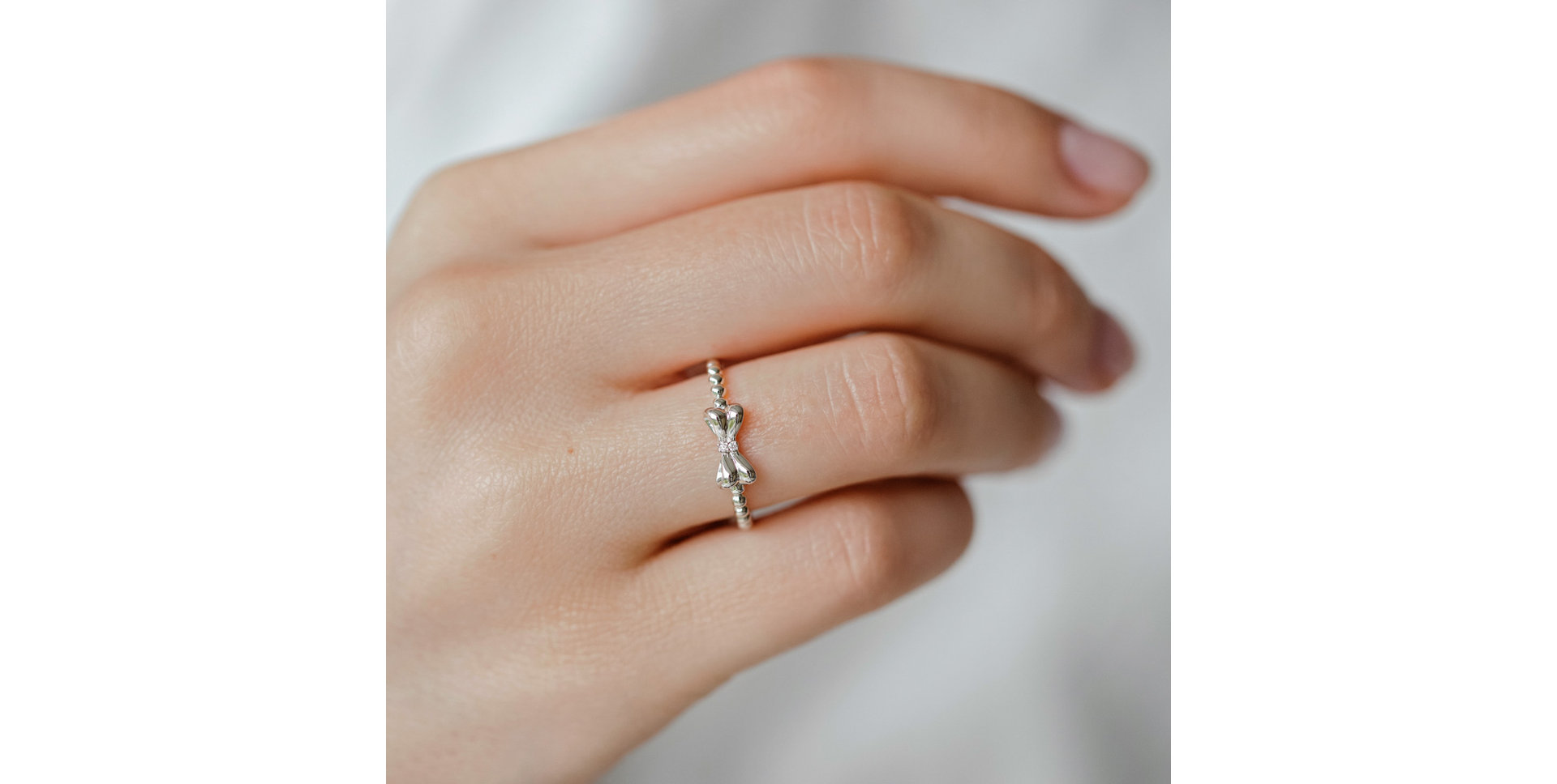 Prsten s diamanty Bow Knot