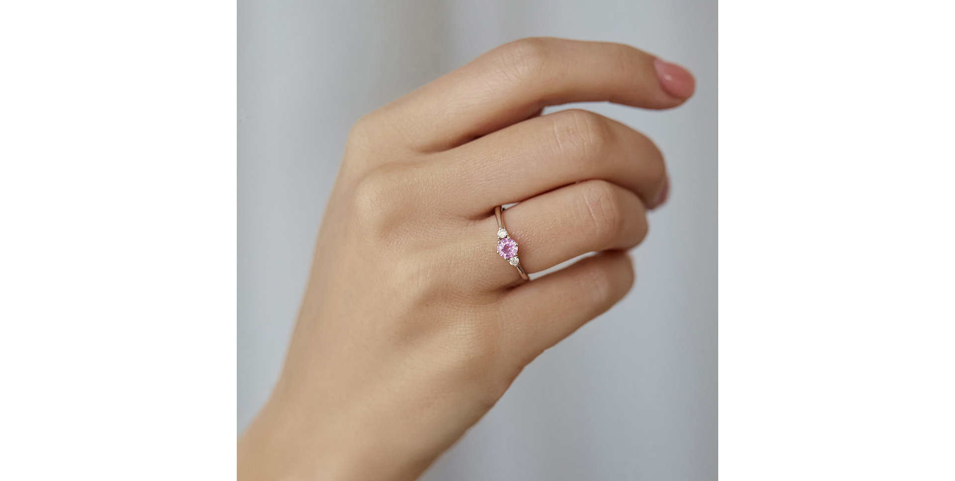 Prsten s diamanty a rhodolitem Midnight Serenity