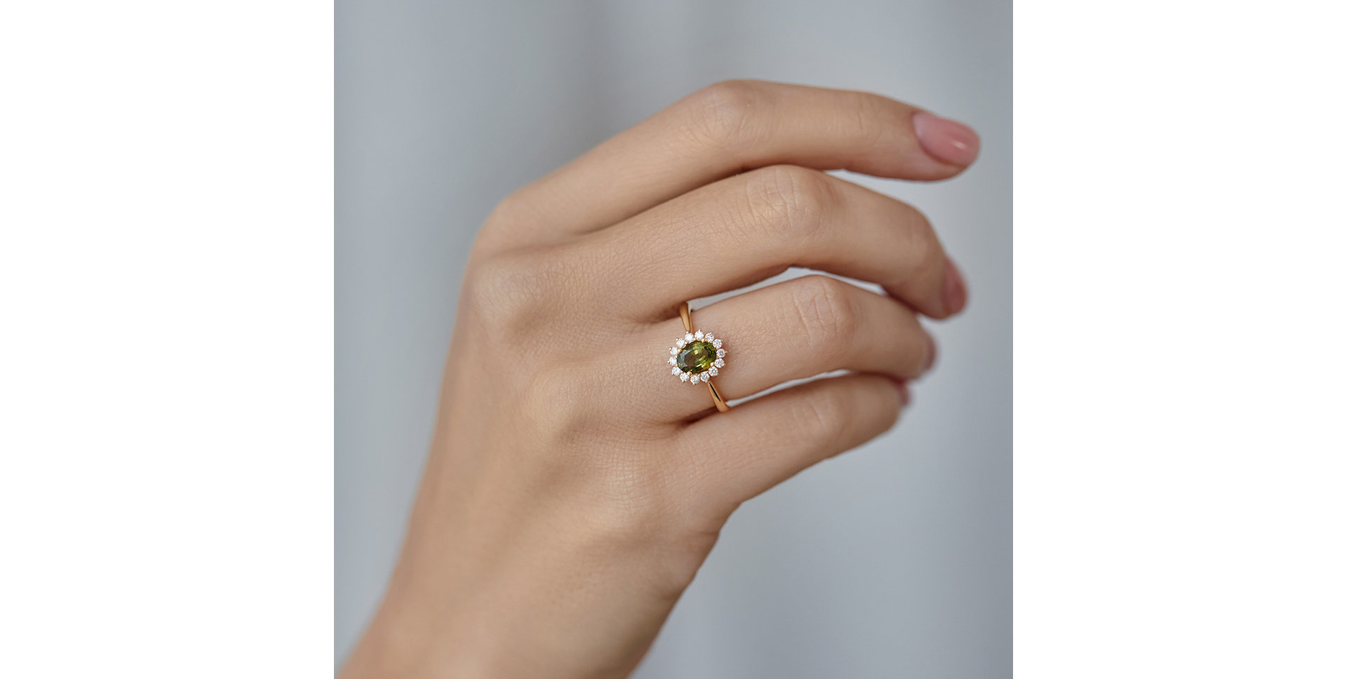 Prsten se safírem a diamanty Princess