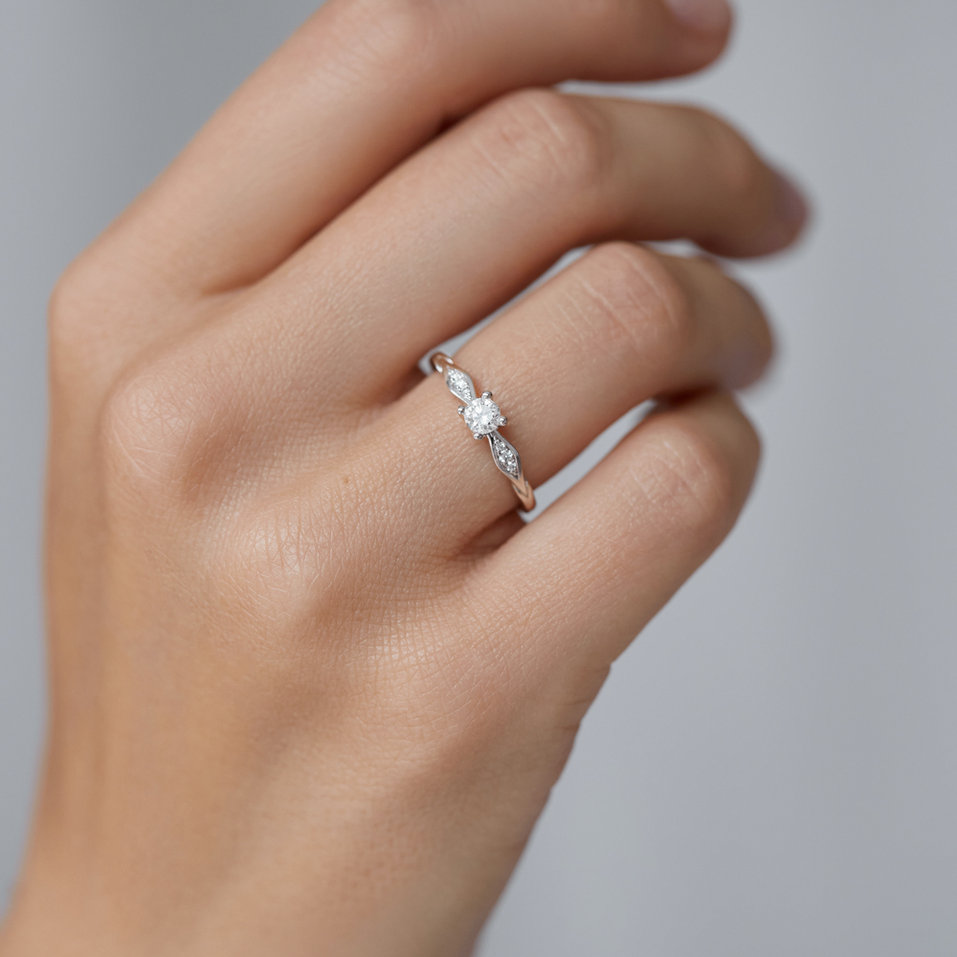 Prsten s diamanty Stellar Shape