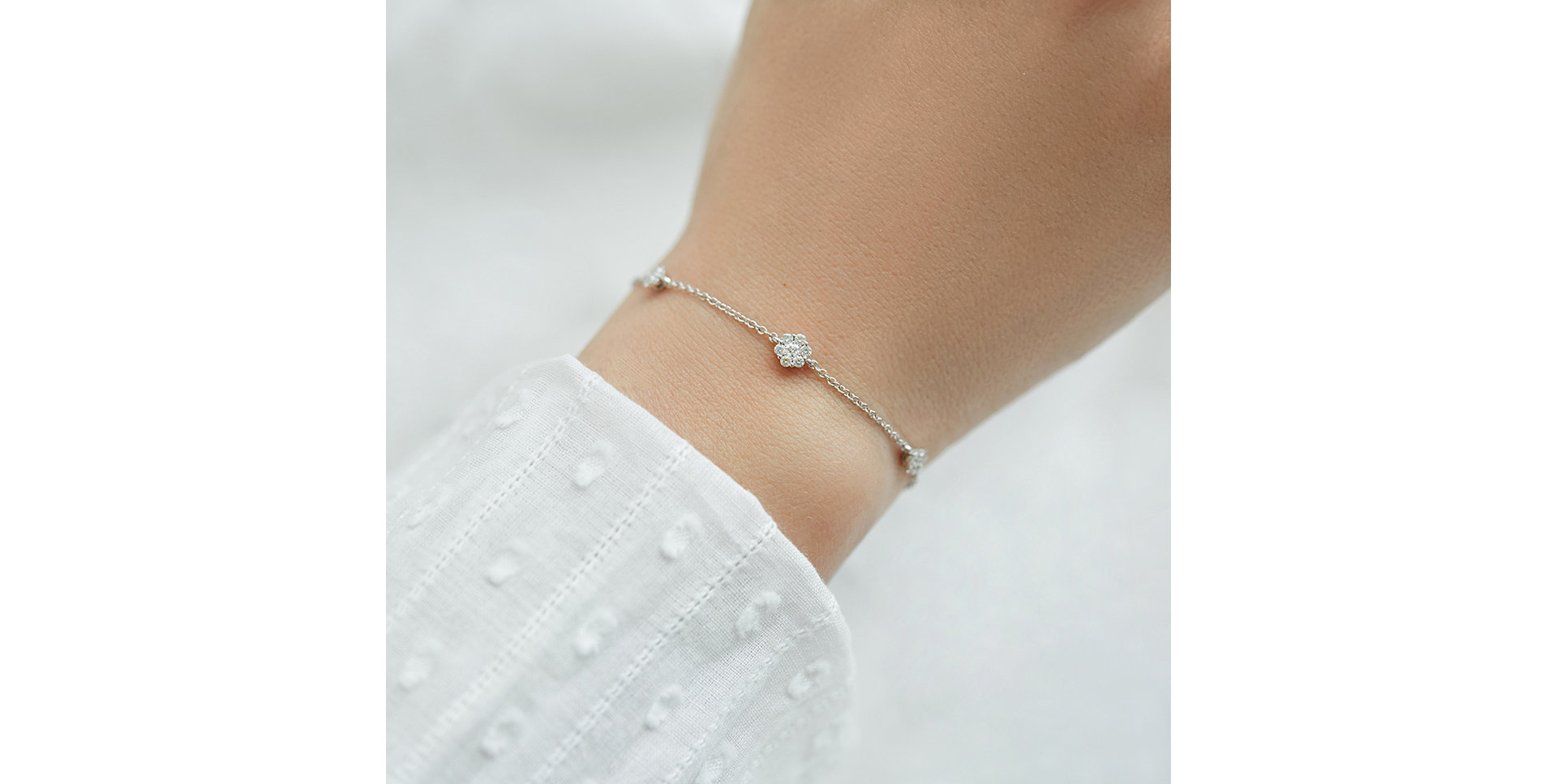 Náramek s diamanty Constellations Capture