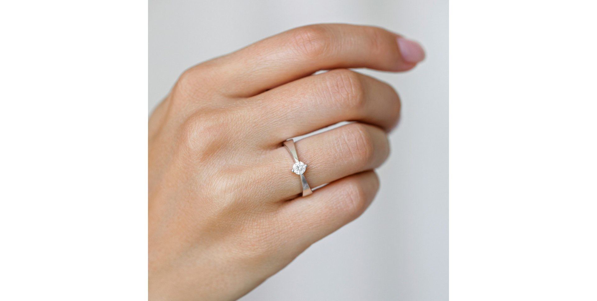 Prsten s diamantem Love Bliss