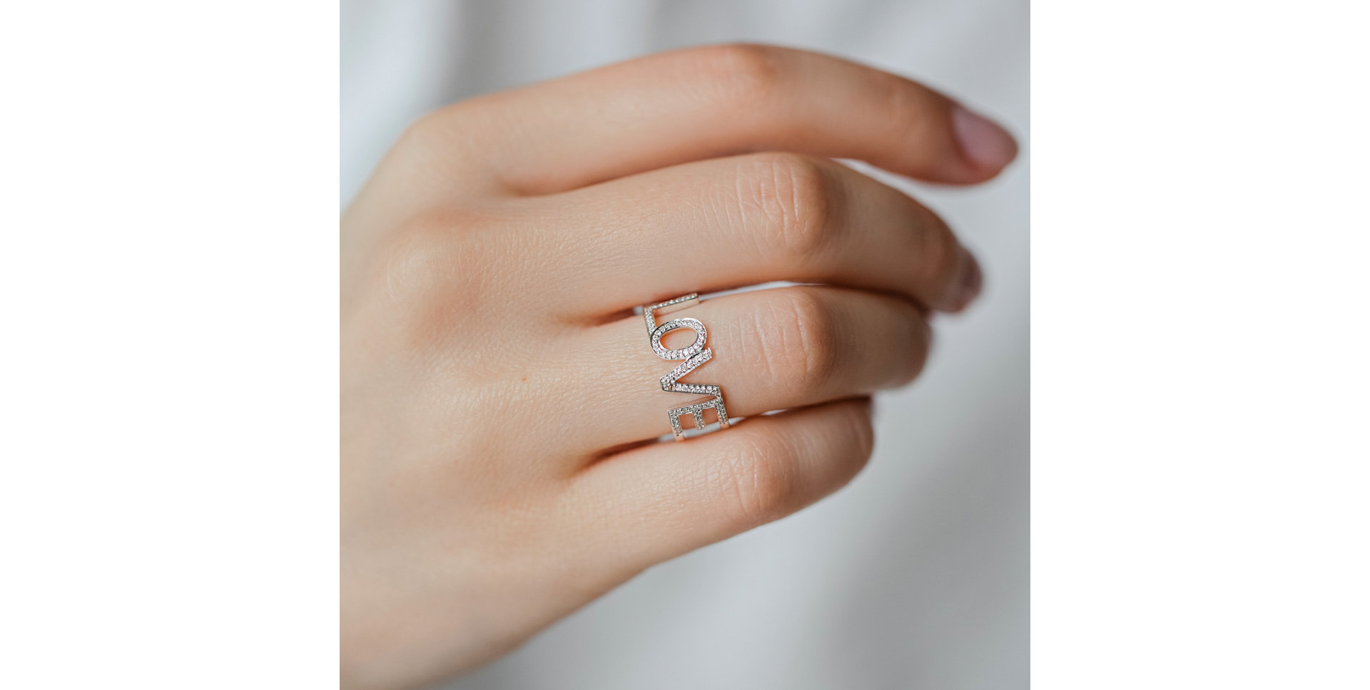 Prsten s diamanty Love