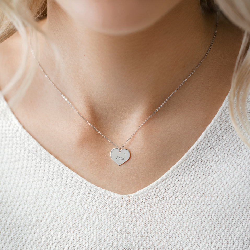 Náhrdelník s diamantem Endless Love