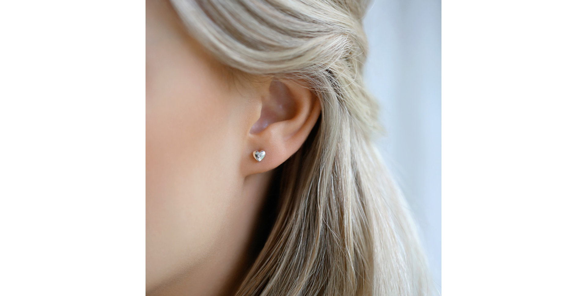 Náušnice s diamantem Hearts