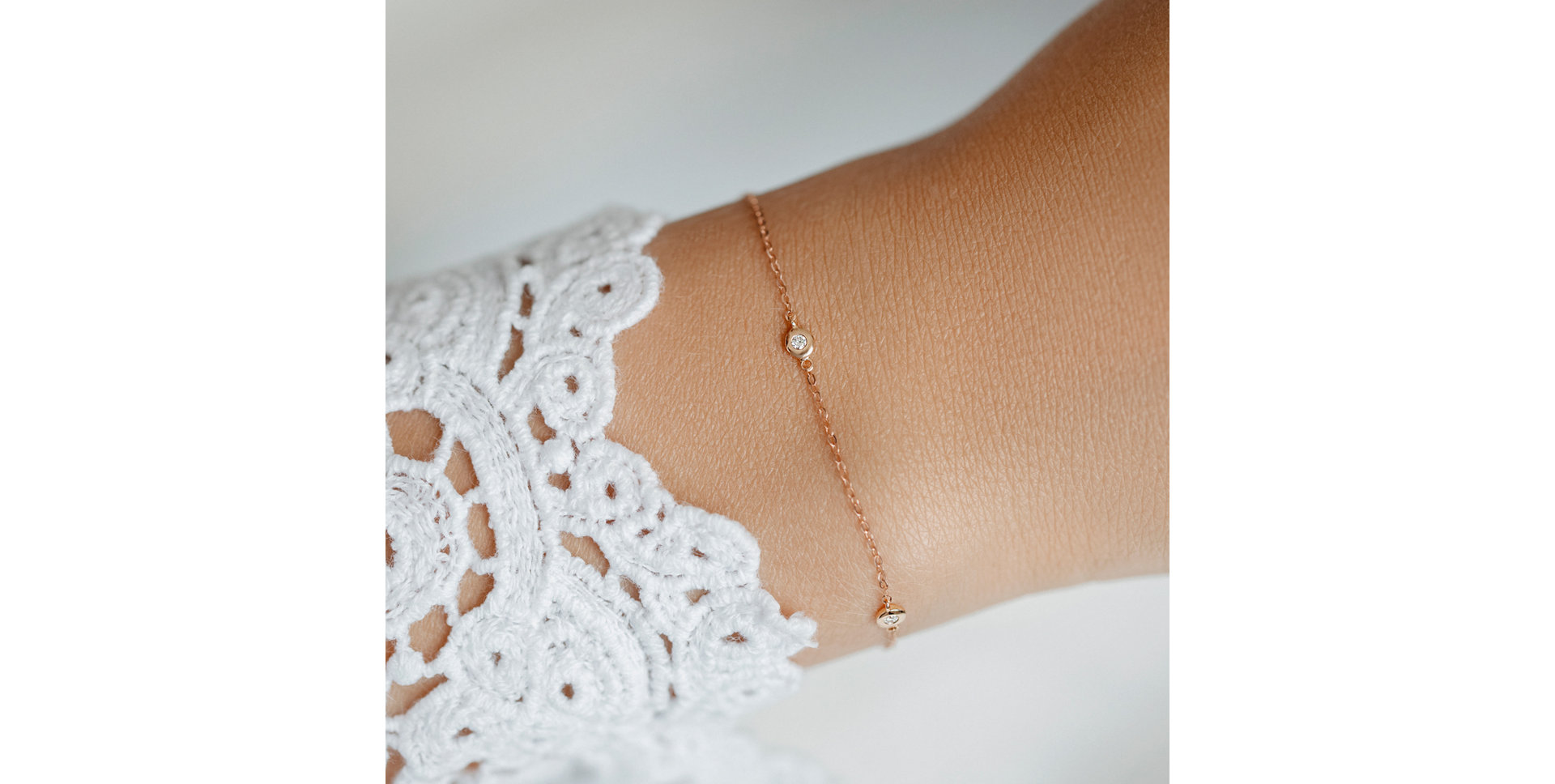 Náramek s diamanty Dots