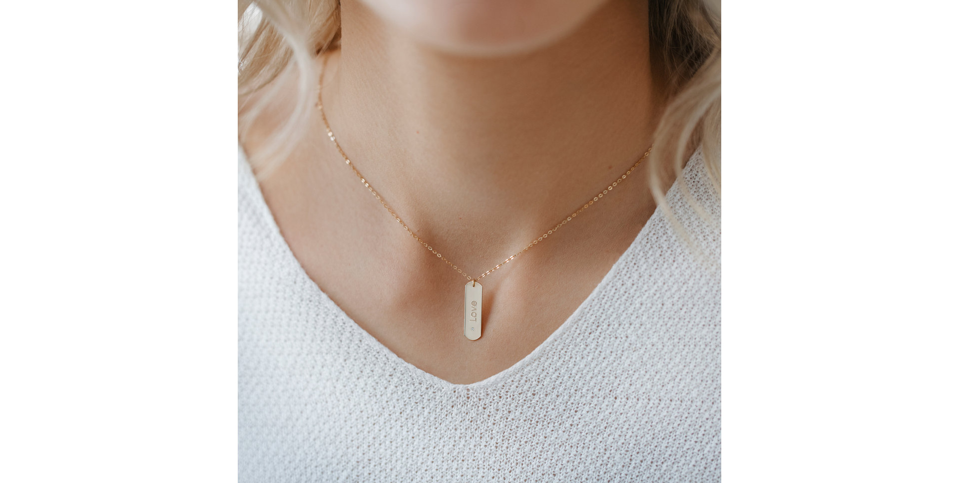 Náhrdelník s diamantem Love Stamp