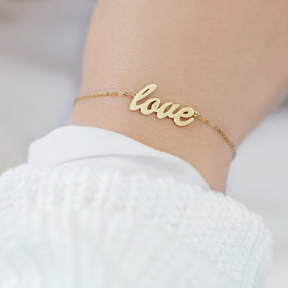 Náramek s diamantem Love