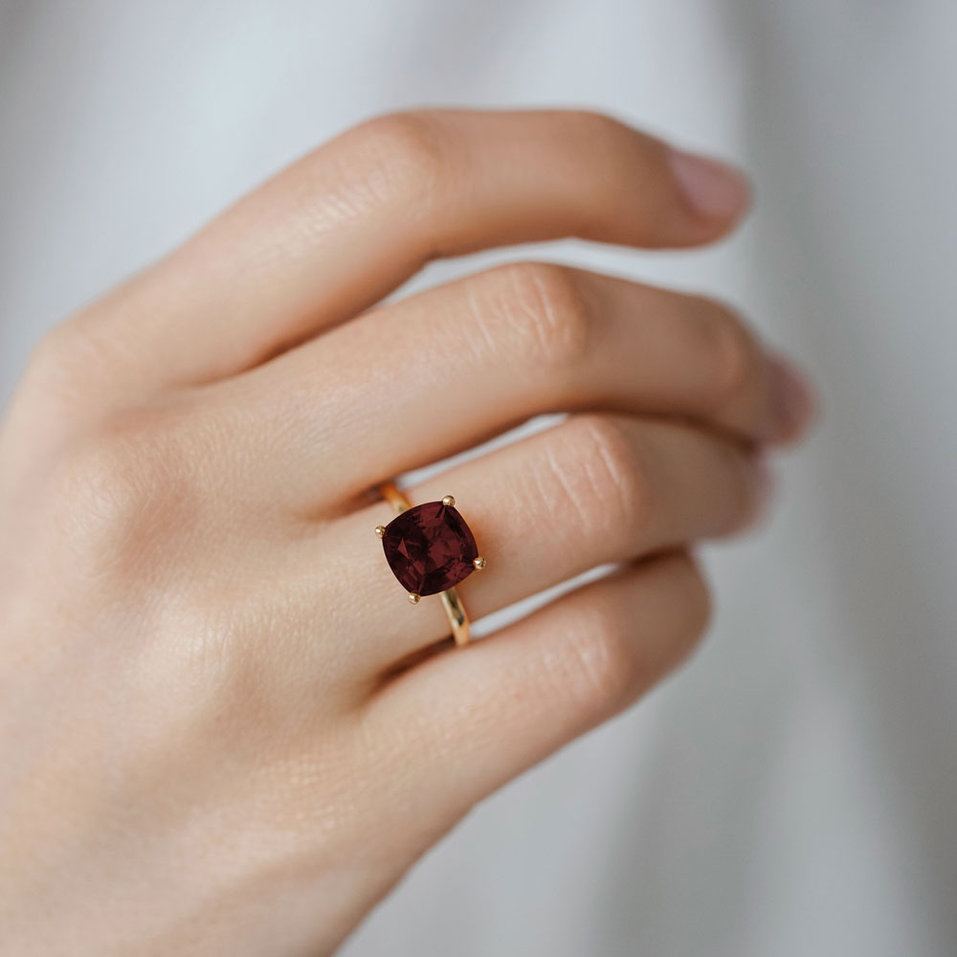 Prsten s rhodolitem Bonbon