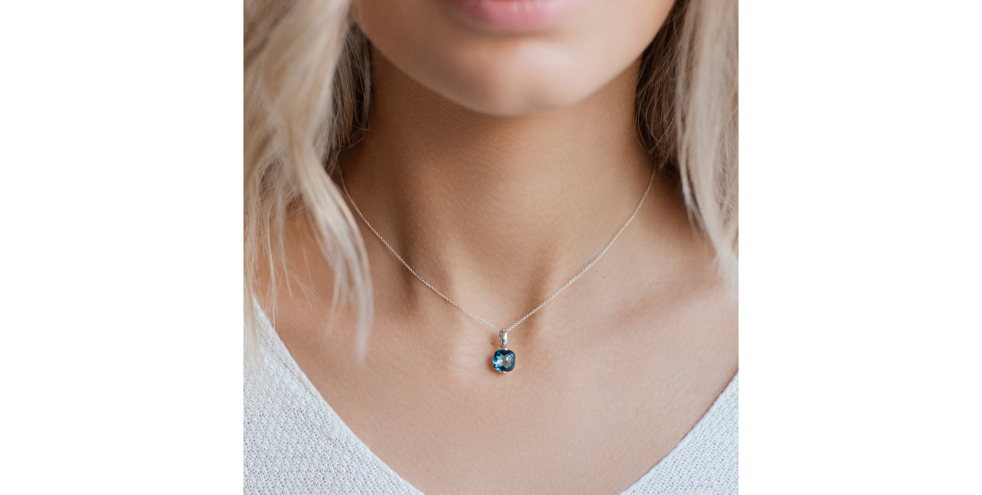 Přívěsek s chalcedonem blue Bonbon