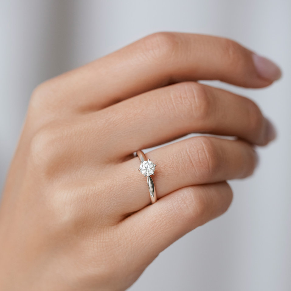 Prsten s diamantem Eternal Joy