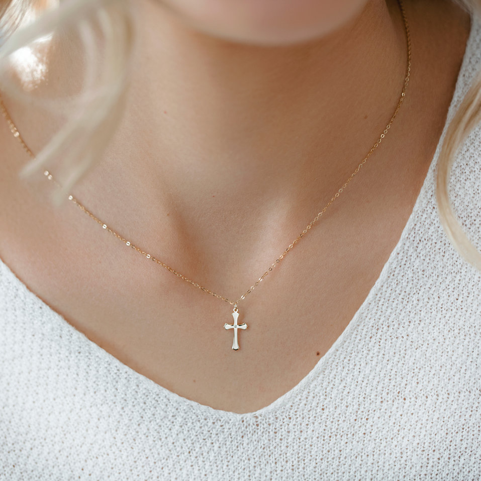 Náhrdelník s diamantem Classic Cross