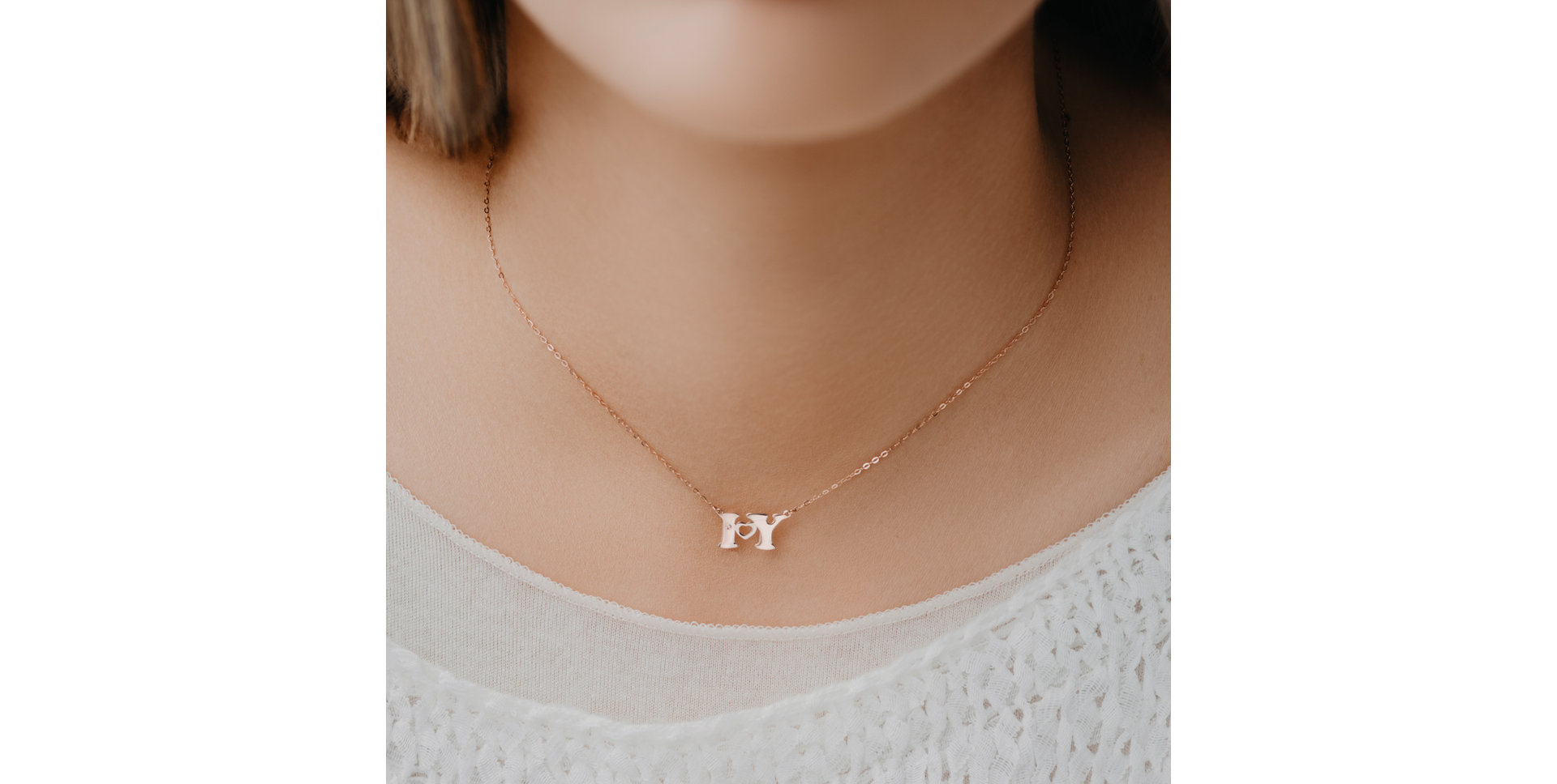 Náhrdelník s diamantem I Love U