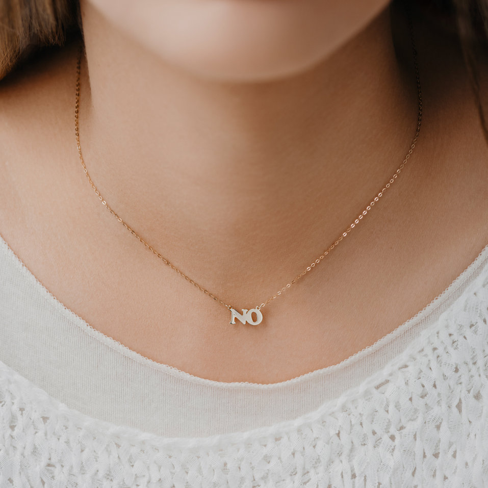 Náhrdelník s diamantem NO