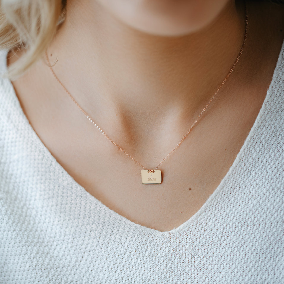 Náhrdelník s diamantem Military Amour