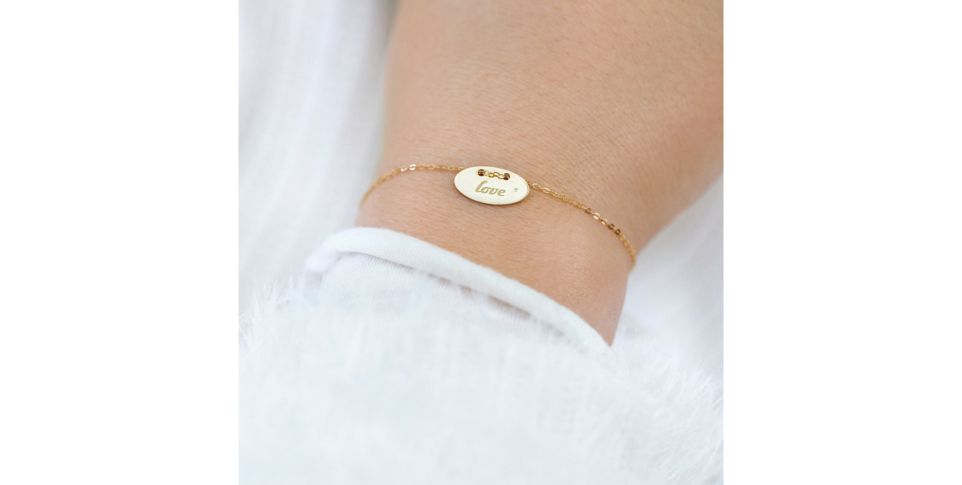 Náramek s diamantem Stamp