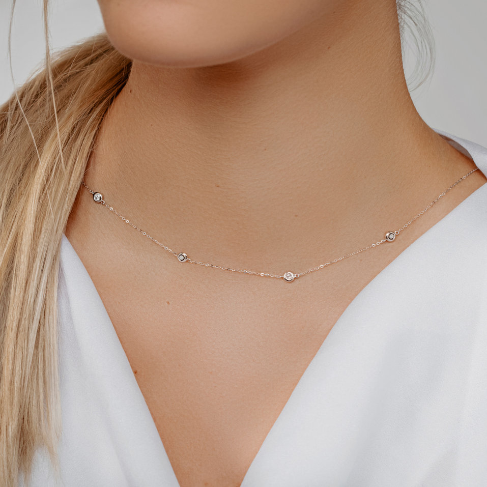 Náhrdelník s diamantem, rubíny a safíry Dots