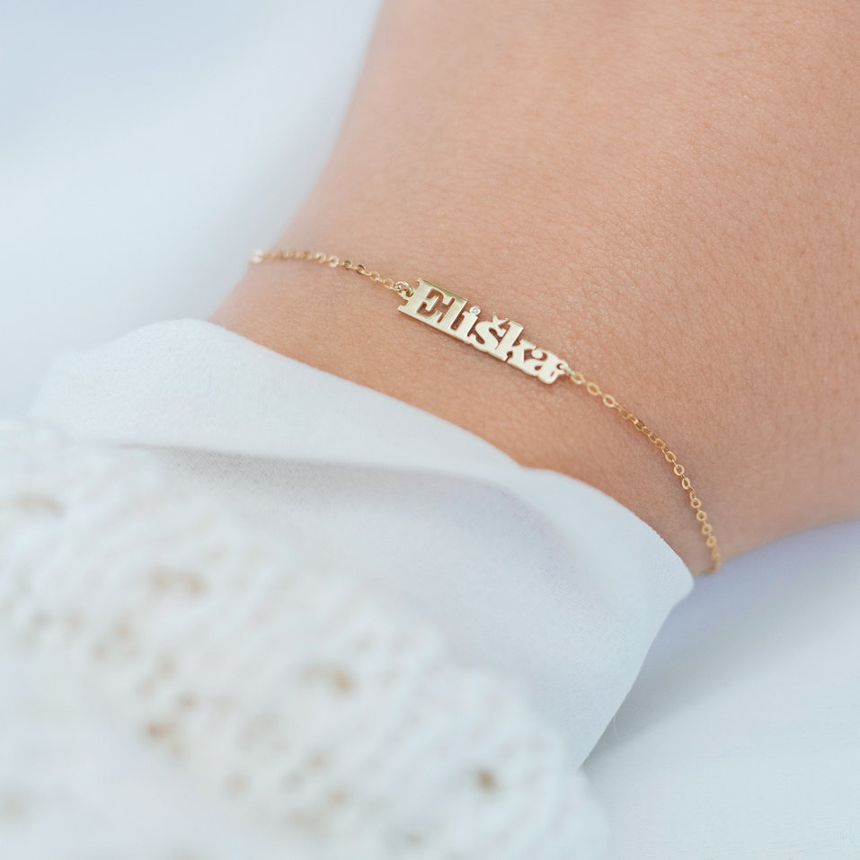 Náramek s diamantem Name