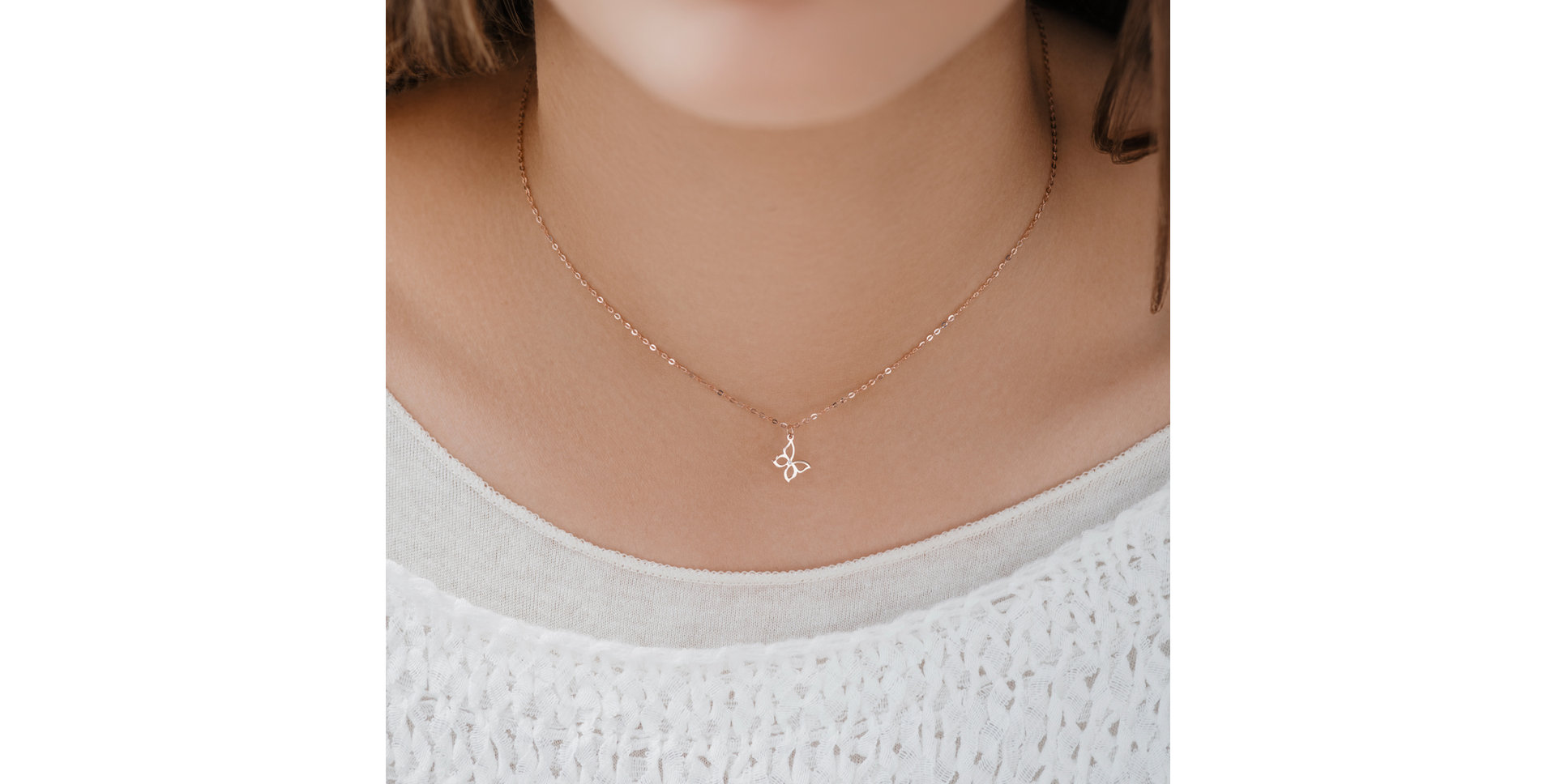 Náhrdelník s diamantem Extraordinary Butterfly