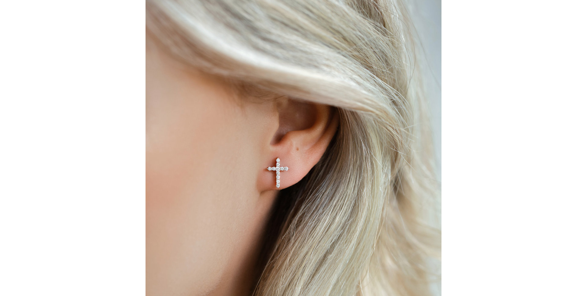 Náušnice s diamanty Glittering Cross