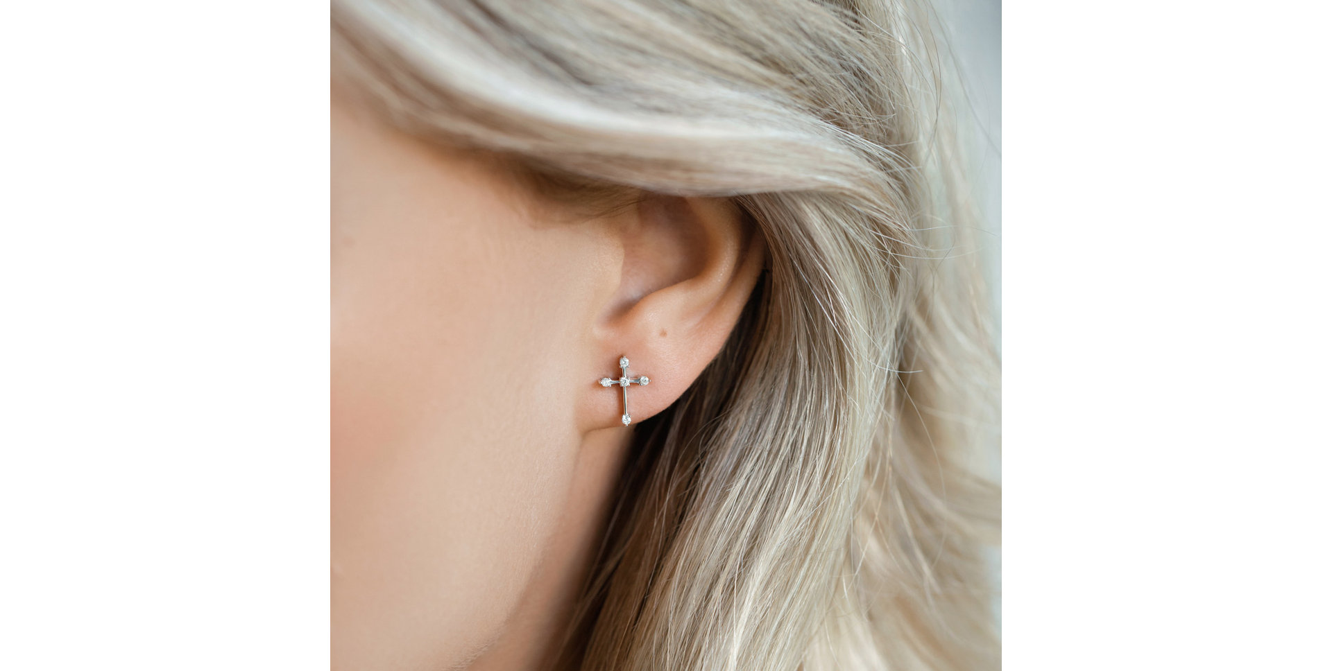 Náušnice s diamanty Shiny Cross