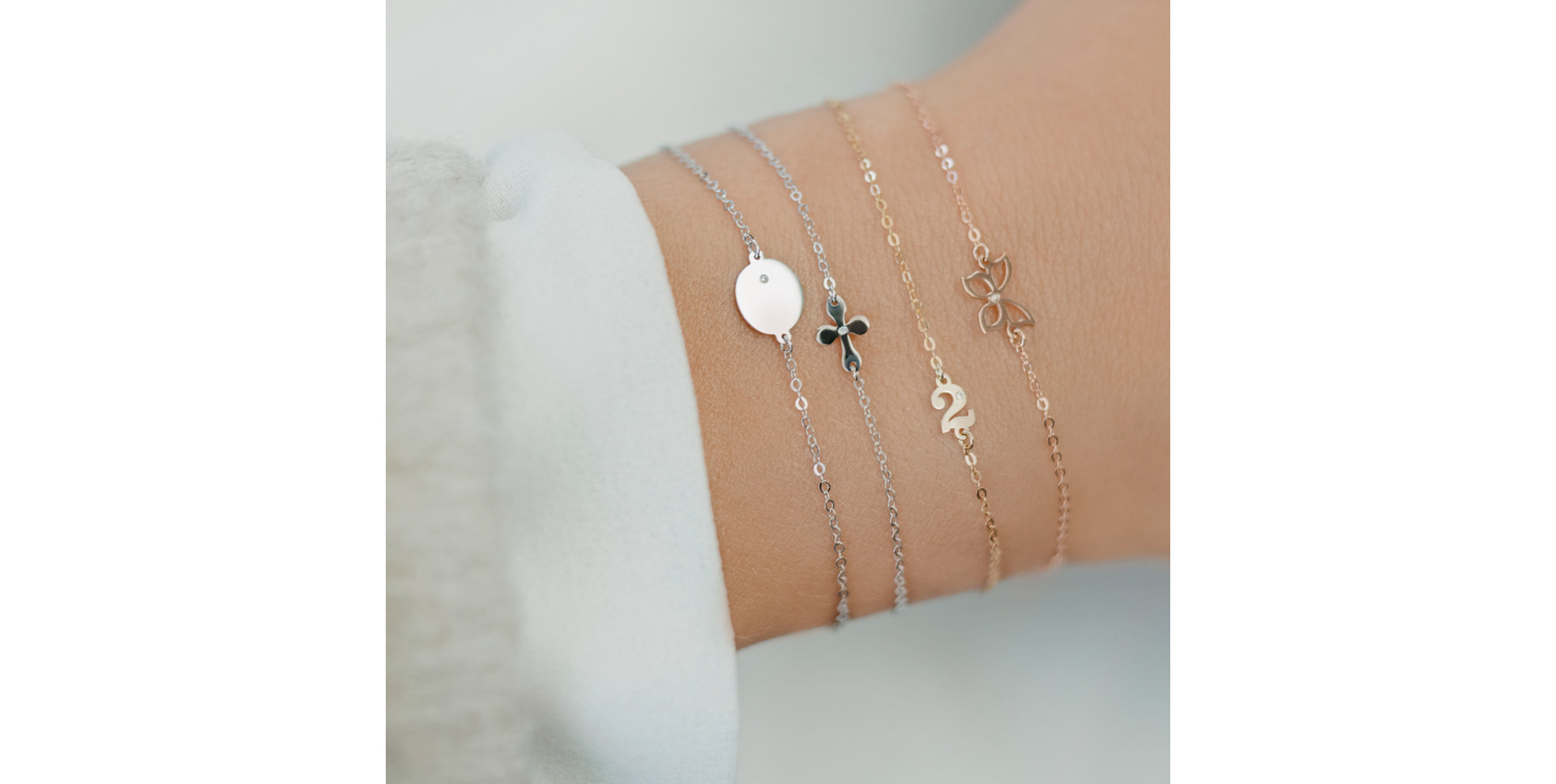 Náramek s diamantem Lucky Four