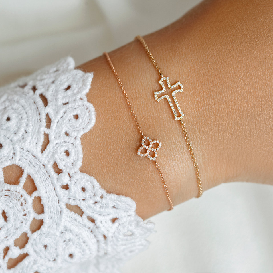 Náramek s diamanty Cross